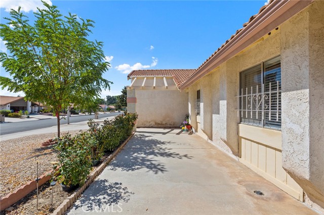 Detail Gallery Image 7 of 50 For 2010 Silver Oak Way, Hemet,  CA 92545 - 3 Beds | 2 Baths