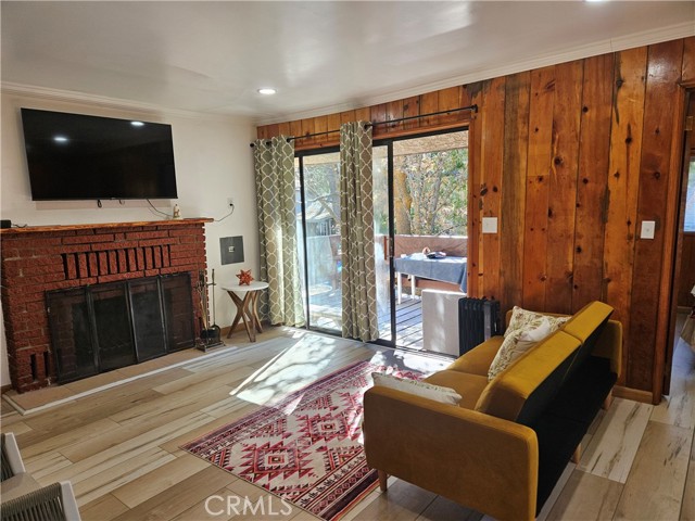 Detail Gallery Image 13 of 26 For 32868 Deer Ln, Running Springs,  CA 92382 - 2 Beds | 2 Baths
