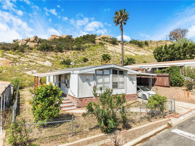 Front Image Thumbnail for CRSR26067785