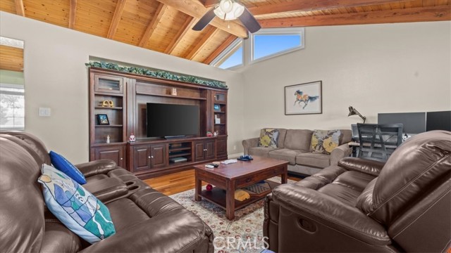 Detail Gallery Image 6 of 42 For 4028 Center, Norco,  CA 92860 - 2 Beds | 2 Baths