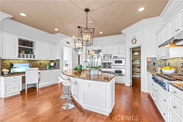 3 Hubbard Way, Coto de Caza CA: https://media.crmls.org/medias/94834bcc-d26d-4757-abcd-d973e7e648b8.jpg