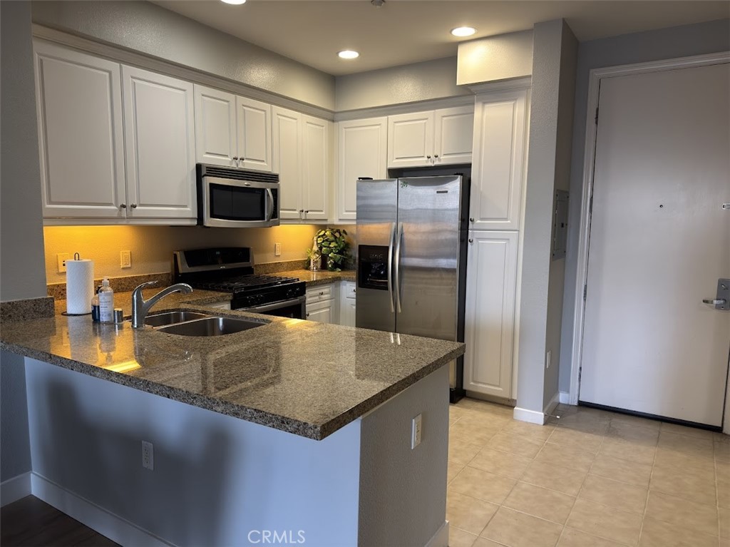 12842 Palm Street #108
