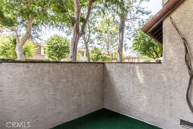 Detail Gallery Image 18 of 27 For 19545 Sherman Way #66,  Reseda,  CA 91335 - 3 Beds | 2/1 Baths