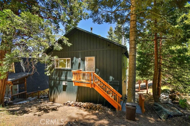 Detail Gallery Image 14 of 17 For 1180 Scenic Way, Rimforest,  CA 92378 - 3 Beds | 2 Baths