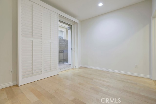 Detail Gallery Image 26 of 32 For 556 E Palm Ave #102,  Burbank,  CA 91501 - 3 Beds | 3 Baths