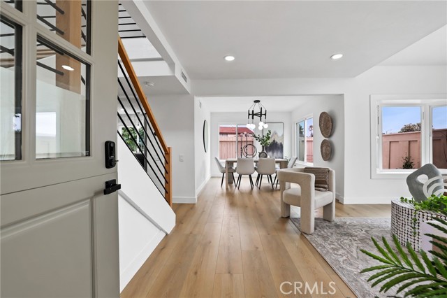 23941 Jarrow Lane, Lake Forest CA: https://media.crmls.org/medias/94853c88-4ea9-4b92-9b4a-0f6c07b57f98.jpg