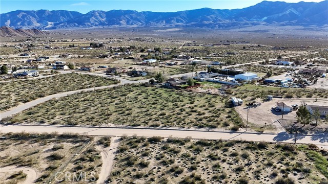 Detail Gallery Image 4 of 9 For 719 Sharon Ave, Lucerne Valley,  CA 92356 - – Beds | – Baths