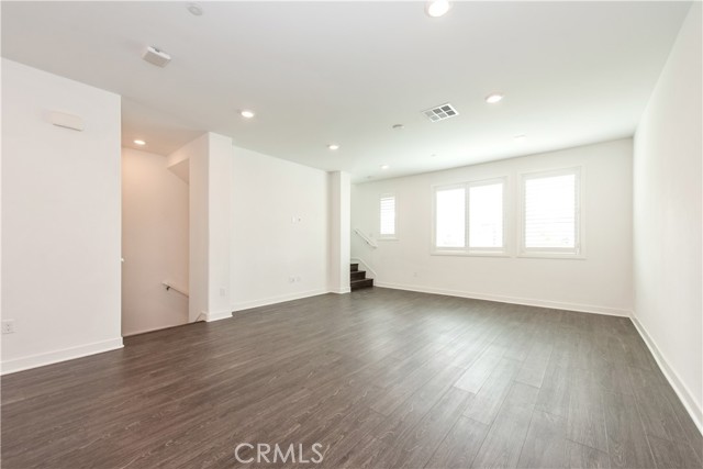 Detail Gallery Image 8 of 42 For 371 Bellver, Lake Forest,  CA 92630 - 3 Beds | 3/1 Baths