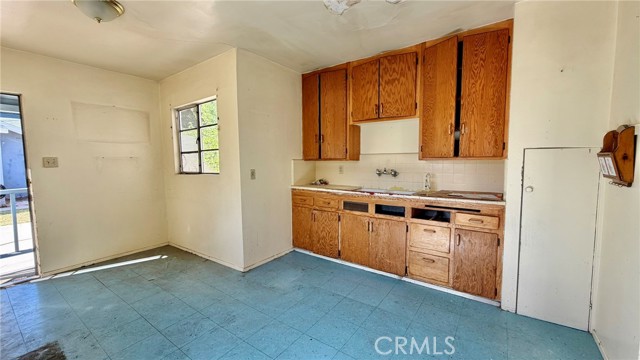 843 Laveta Terrace, Echo Park CA: https://media.crmls.org/medias/9486a4b1-c255-4189-9050-d305799a9c5a.jpg