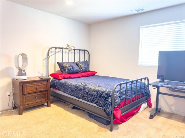 Detail Gallery Image 10 of 16 For 14124 W Pine Ln, Van Nuys,  CA 91405 - 3 Beds | 3 Baths