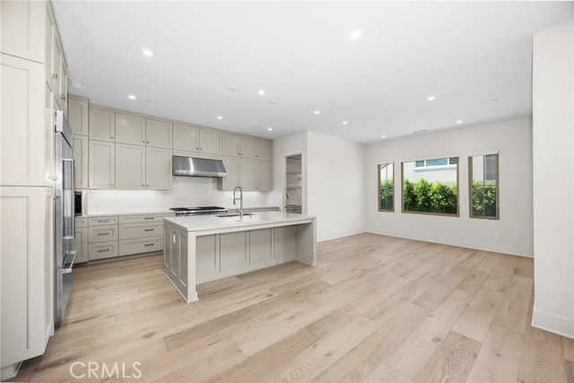 Detail Gallery Image 9 of 60 For 237 Pinnacle, Irvine,  CA 92602 - 4 Beds | 4/1 Baths