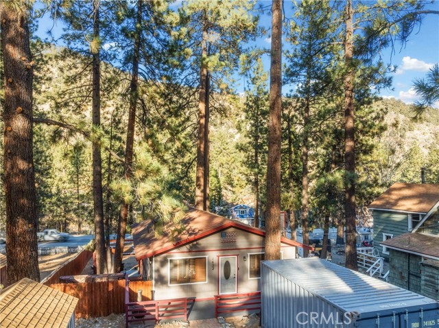 Detail Gallery Image 1 of 29 For 1622 Ross St, Wrightwood,  CA 92397 - 2 Beds | 2 Baths