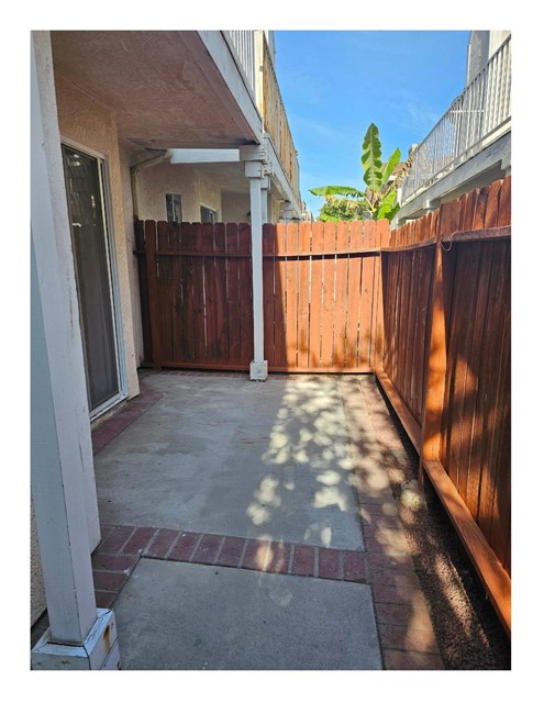 Detail Gallery Image 4 of 9 For 1723 S Angel Ct, Anaheim,  CA 92802 - 3 Beds | 2/1 Baths