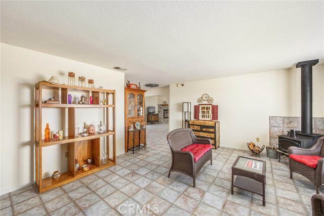 15023 Byron Dr, San Bernardino County, CA 92307 photo 7