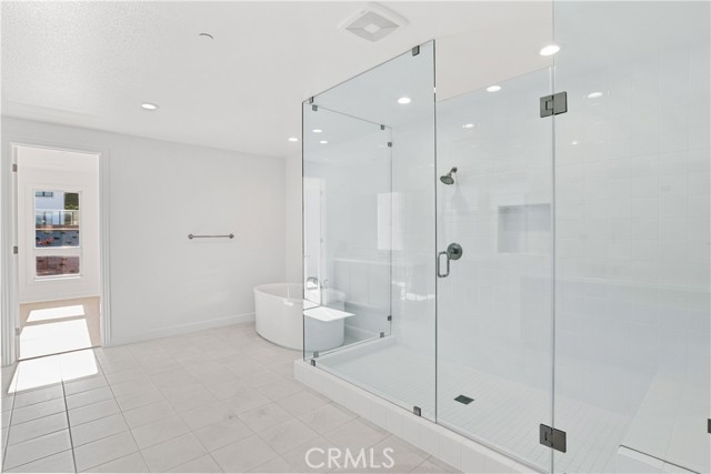 Detail Gallery Image 14 of 49 For 20120 W Marlow Ln, Porter Ranch,  CA 91326 - 5 Beds | 5/1 Baths