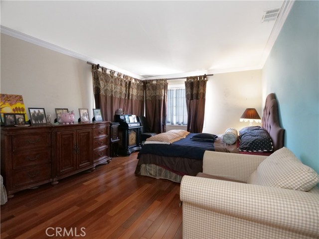 1569 W 218th Street, Torrance CA: https://media.crmls.org/medias/948d0d4a-9657-4b7e-80cd-0e13470aa334.jpg