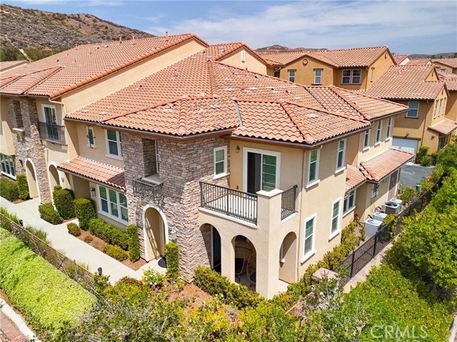 28426 Herrera Street, Valencia CA: https://media.crmls.org/medias/948d4218-6015-4b92-9633-a7cb0822c645.jpg