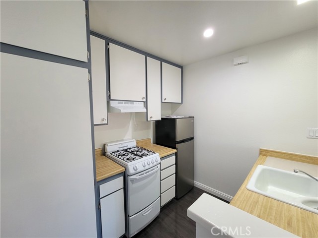 4569 Alamo Street, Simi Valley CA: https://media.crmls.org/medias/948d8019-30c7-48b0-8f59-5d9a79108f27.jpg