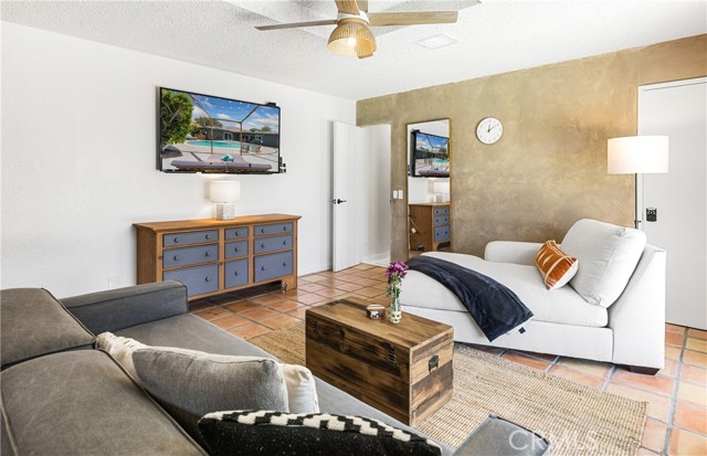 11205 Foxdale Drive, Desert Hot Springs CA: https://media.crmls.org/medias/948dd472-4120-40a4-ba0d-193f82de1754.jpg