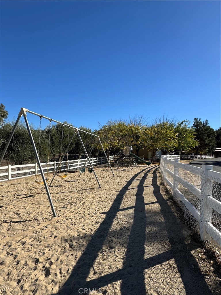 MLS #OC25262578 image #37