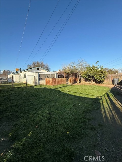 615 Decatur Street, Bakersfield, California 93308, 3 Bedrooms Bedrooms, ,2 BathroomsBathrooms,Single Family Residence,For Sale,Decatur,FR25050800