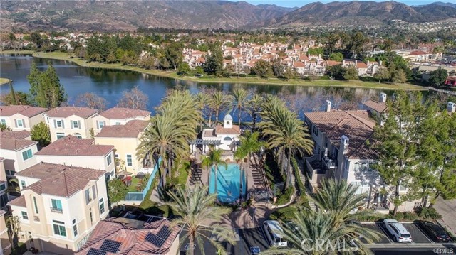 225 Montana Del Lago Drive, Rancho Santa Margarita CA: https://media.crmls.org/medias/948ed549-347e-4a95-a401-a5e5e9991d69.jpg