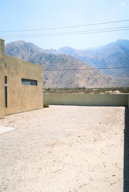 60055 Overture Drive, Palm Springs CA: https://media.crmls.org/medias/948ef2d6-b443-4c63-b0a0-a5236b6eed0b.jpg