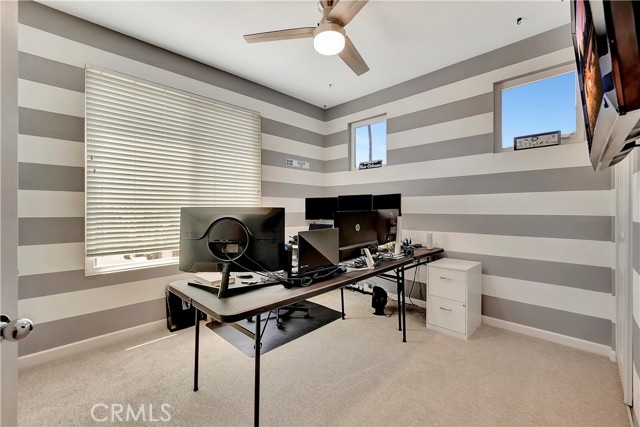 19281 Surf Drive, Huntington Beach CA: https://media.crmls.org/medias/94913190-7adb-427c-ac2c-96fd2019236e.jpg