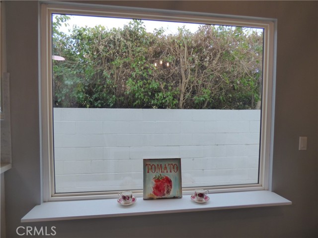 Image 8 of 48 For 43769 Virginia Avenue