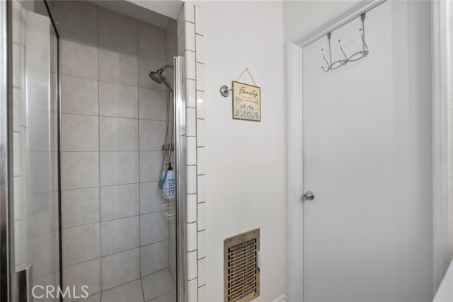 Detail Gallery Image 32 of 44 For 13003 Arcturus Ave, Gardena,  CA 90249 - 4 Beds | 2 Baths