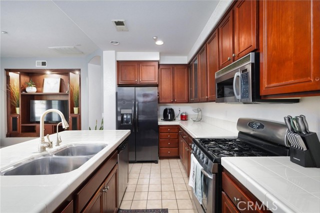 1284 Haglar Way, Chula Vista, California 91913, 3 Bedrooms Bedrooms, ,3 BathroomsBathrooms,Residential,For Sale,Haglar Way,PW24101620