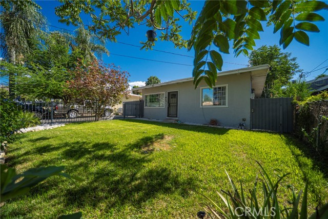 Detail Gallery Image 4 of 35 For 2137 Pepper Dr, Highland,  CA 92346 - 3 Beds | 1 Baths