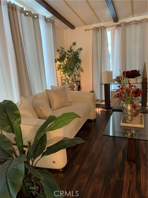 Detail Gallery Image 3 of 20 For 19009 S Laurel Park Rd #248,  Rancho Dominguez,  CA 90220 - 2 Beds | 2 Baths