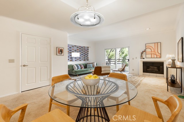 Detail Gallery Image 5 of 31 For 4350 Stern Ave #3,  Sherman Oaks,  CA 91423 - 1 Beds | 1/1 Baths