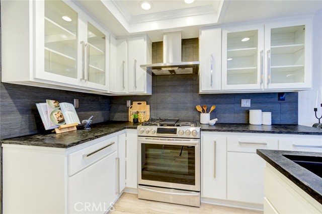 Detail Gallery Image 20 of 69 For 51 La Costa Ct, Laguna Beach,  CA 92651 - 3 Beds | 2/1 Baths