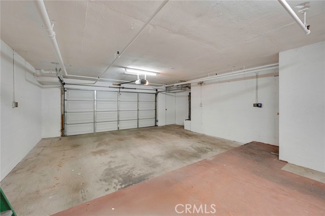 1161 SPAZIER Avenue, Glendale CA: https://media.crmls.org/medias/94985359-672d-45f9-be86-958dab18b056.jpg