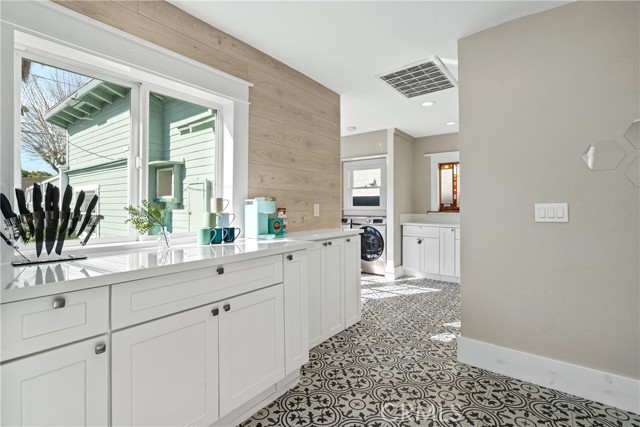 Detail Gallery Image 12 of 33 For 783 Dawson Ave, Long Beach,  CA 90804 - 3 Beds | 2 Baths