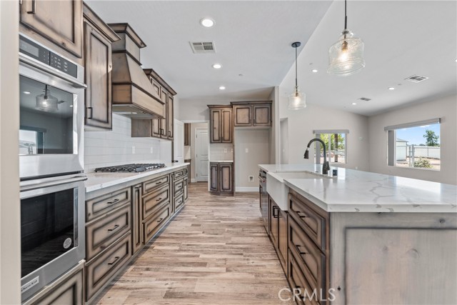 21813 Valley Vista Drive, Tehachapi CA: https://media.crmls.org/medias/9498947c-3f58-4bdd-9181-08fb52429527.jpg