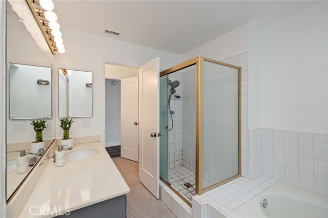 2103 Phelan Lane, Redondo Beach, California 90278, 3 Bedrooms Bedrooms, ,2 BathroomsBathrooms,Residential,Sold,Phelan Lane,SB21265589