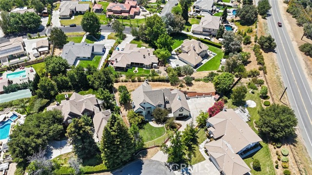 13532 Pineridge Court, Yucaipa CA: https://media.crmls.org/medias/94997a68-8e95-4341-b213-10c32676a90a.jpg