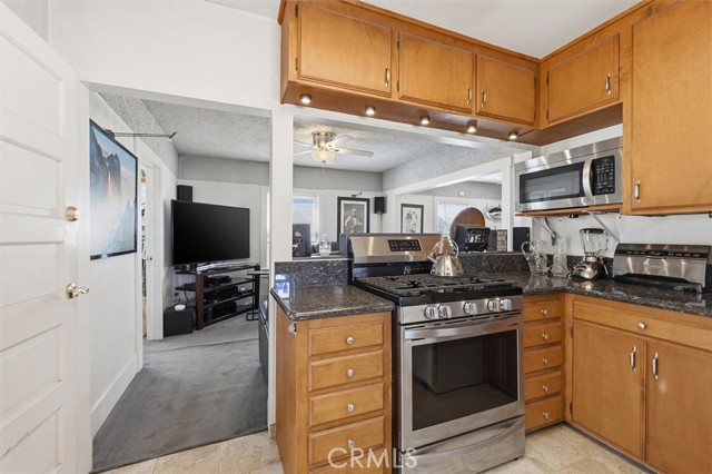 610 Carnelian, Redondo Beach, California 90277, ,Residential Income,For Sale,Carnelian,SB26077419