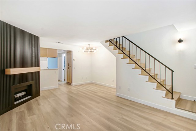 Front Image Thumbnail for CRIV26069920