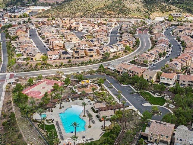 Detail Gallery Image 35 of 42 For 24526 Snapdragon Way, Lake Elsinore,  CA 92532 - 4 Beds | 3 Baths