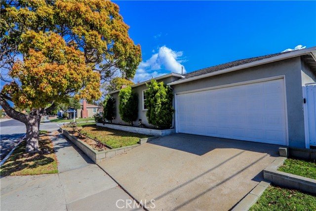 1600 21st Street, Manhattan Beach, California 90266, 3 Bedrooms Bedrooms, ,2 BathroomsBathrooms,Residential,Sold,21st,PW22044227