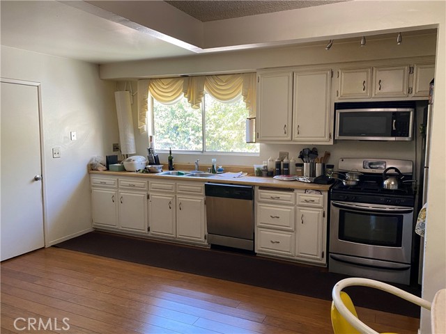 10444 Pinyon photo 3