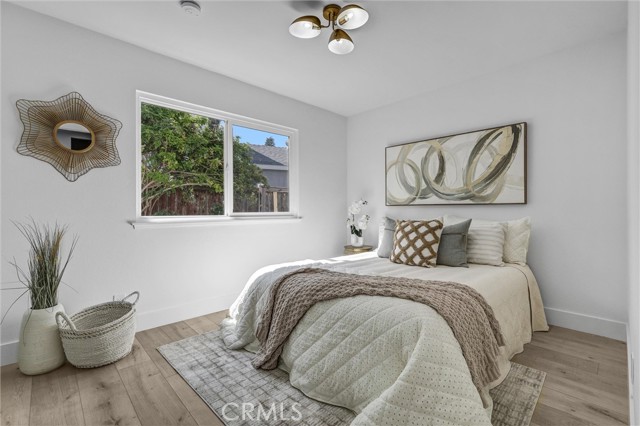 23881 Gates Street, Lake Forest CA: https://media.crmls.org/medias/949d1507-ed32-4195-98d5-92a106e085f0.jpg