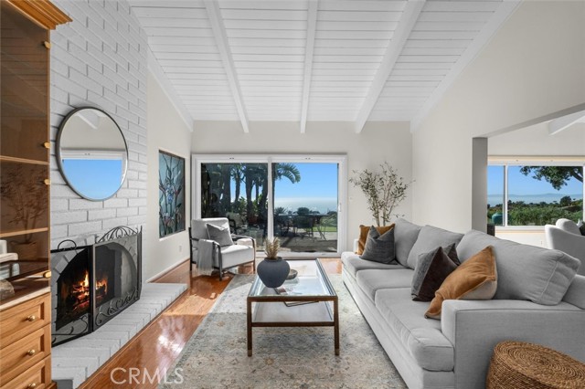 Detail Gallery Image 6 of 25 For 30435 Camino Porvenir, Rancho Palos Verdes,  CA 90275 - 4 Beds | 3 Baths