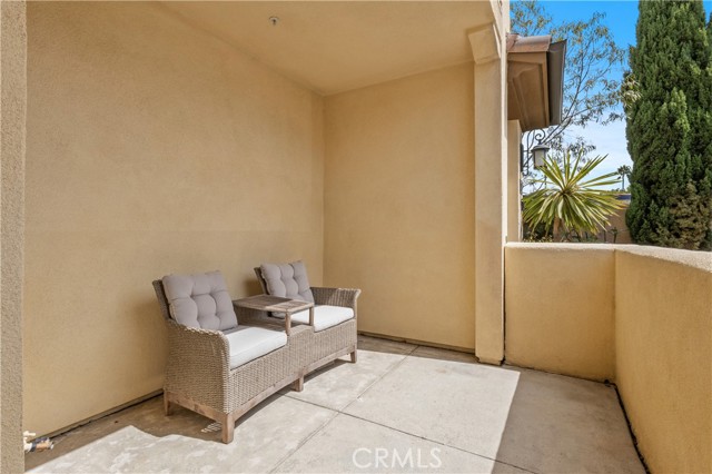 17557 Newland Street, Huntington Beach CA: https://media.crmls.org/medias/949dec16-d8be-4b08-9785-8a5a1eefbef5.jpg