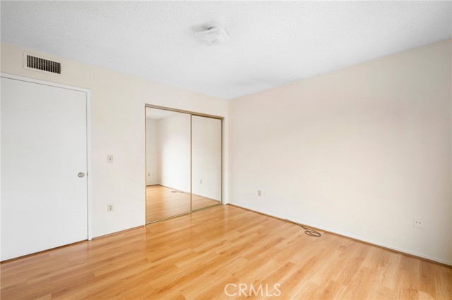 Detail Gallery Image 17 of 21 For 1004 E Garfield #5,  Glendale,  CA 91205 - 2 Beds | 2 Baths