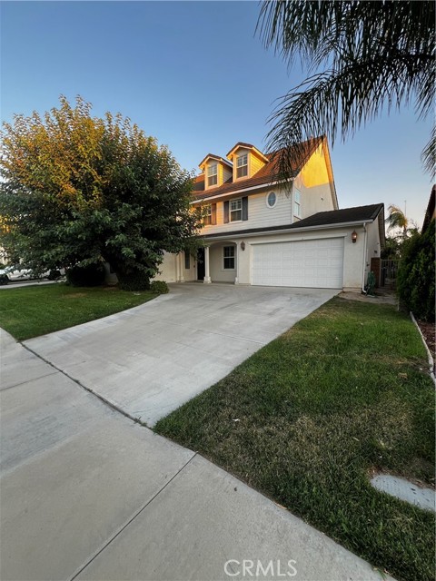7090 Cottage Grove Drive, Eastvale CA: https://media.crmls.org/medias/949e4271-0798-4b43-ab1e-6e16e1c58199.jpg